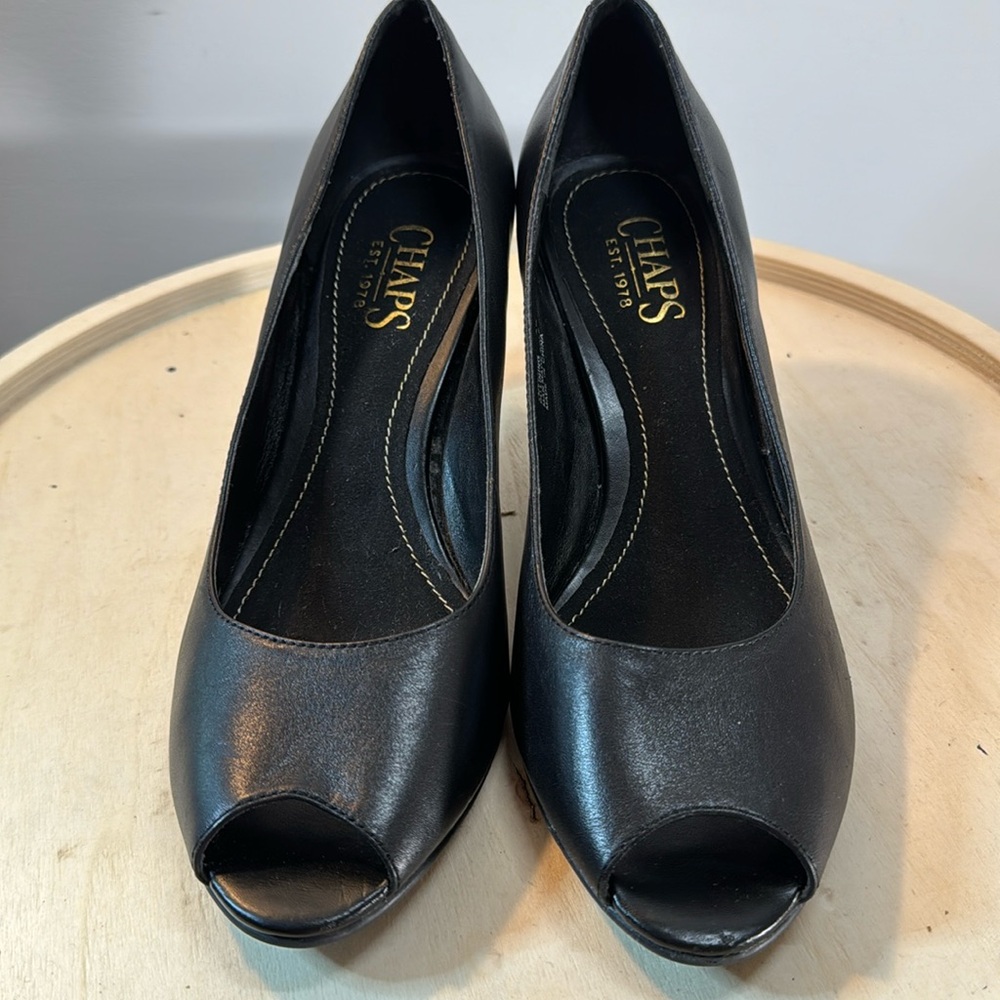 Chaps Black Leather Peep toe Heels Size 8